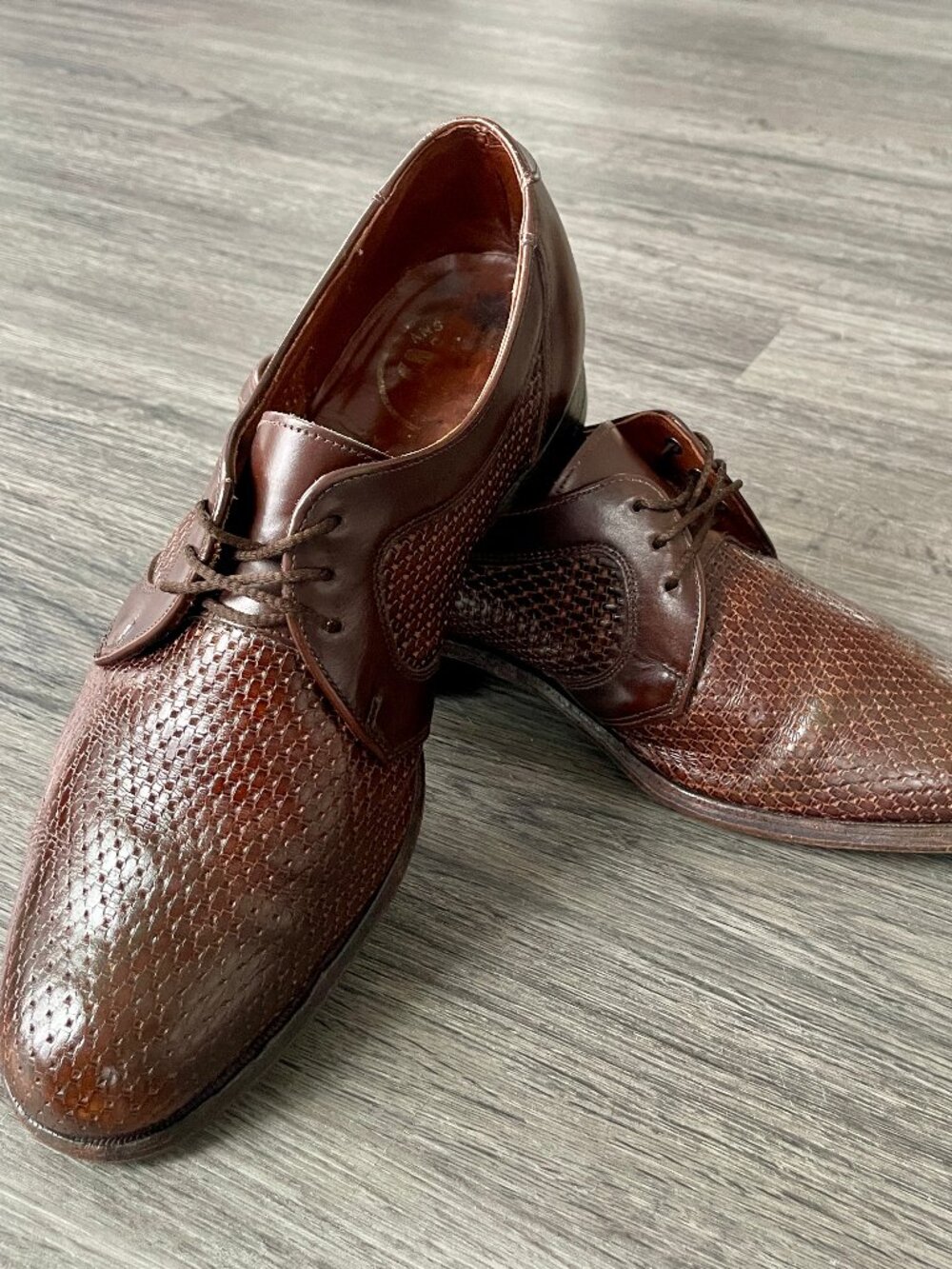 Dack's brown leather derbies